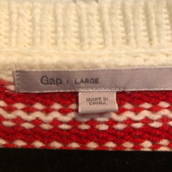 Women’s GAP Sweater - Picture 2 of 3